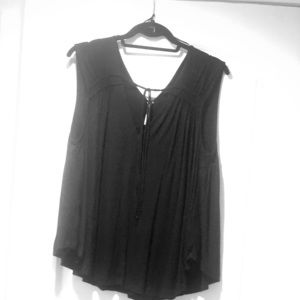 Free People Flowy Tank Top ( Size M )